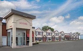 Travelodge By Wyndham Drummondville